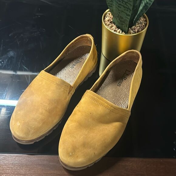 L.L. Bean Leather loafers slip-ons - Picture 1 of 14
